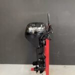 Suzuki 8 HP DF8AL outboard engine.